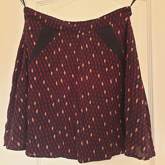 French Connection Skirt, US 6, worn once - Picture 2 of 7